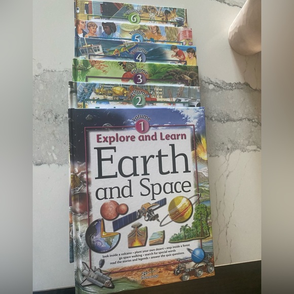 Explore and Learn Atlas of the World - Picture 2 of 8